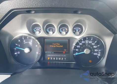 2015 Ford F-250 Lariat из США, поврежденный, VIN 1FT7W2BT7FED38748